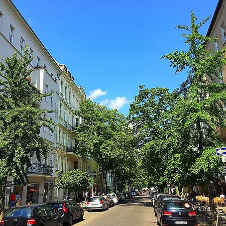 Ueber Den Daechern Von