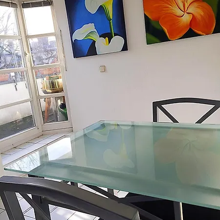 Ueber Den Daechern Von Appartement Berlin