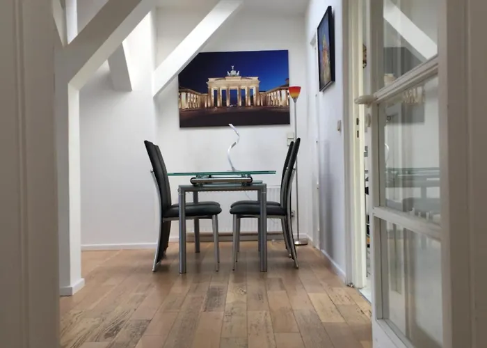 Apartment über Den Dächern Von